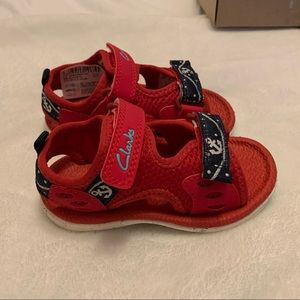 clarks baby shoes size 5